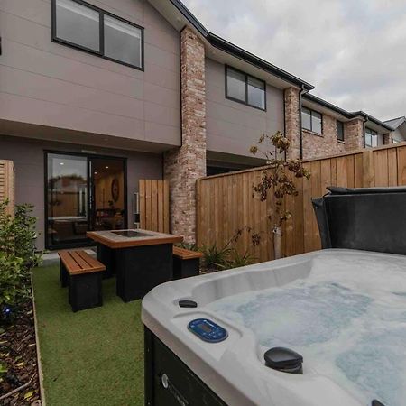 Stones Throw From The Stadium & Hot Tub Christchurch Exterior foto