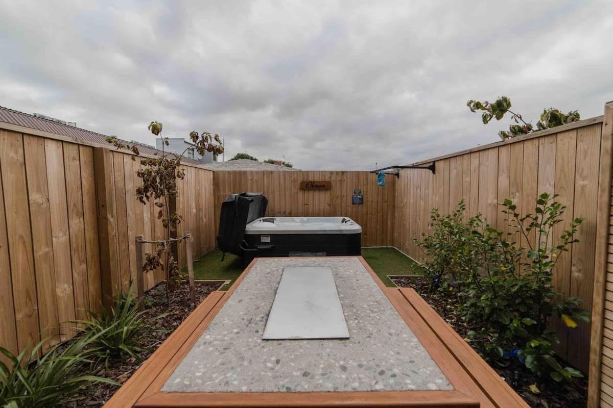 Stones Throw From The Stadium & Hot Tub Christchurch Exterior foto